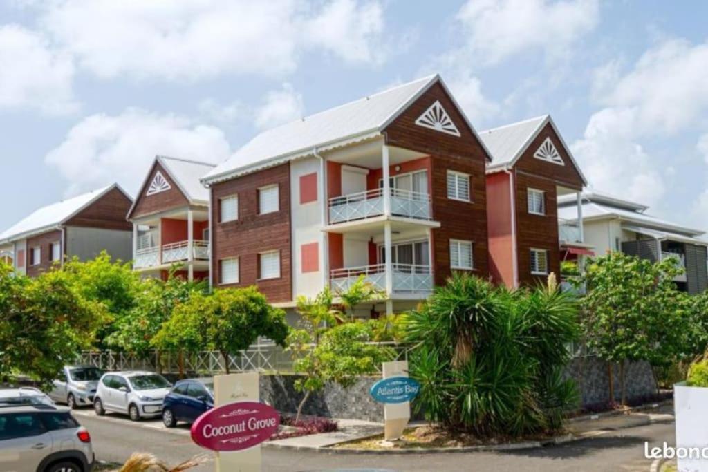 Les Pieds Dans L'Eau Chez Syl Apartment Le Moule Exterior foto